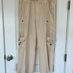 Women's Cropped Wide Leg Cargo Pants, Size L, Brand is XCVI